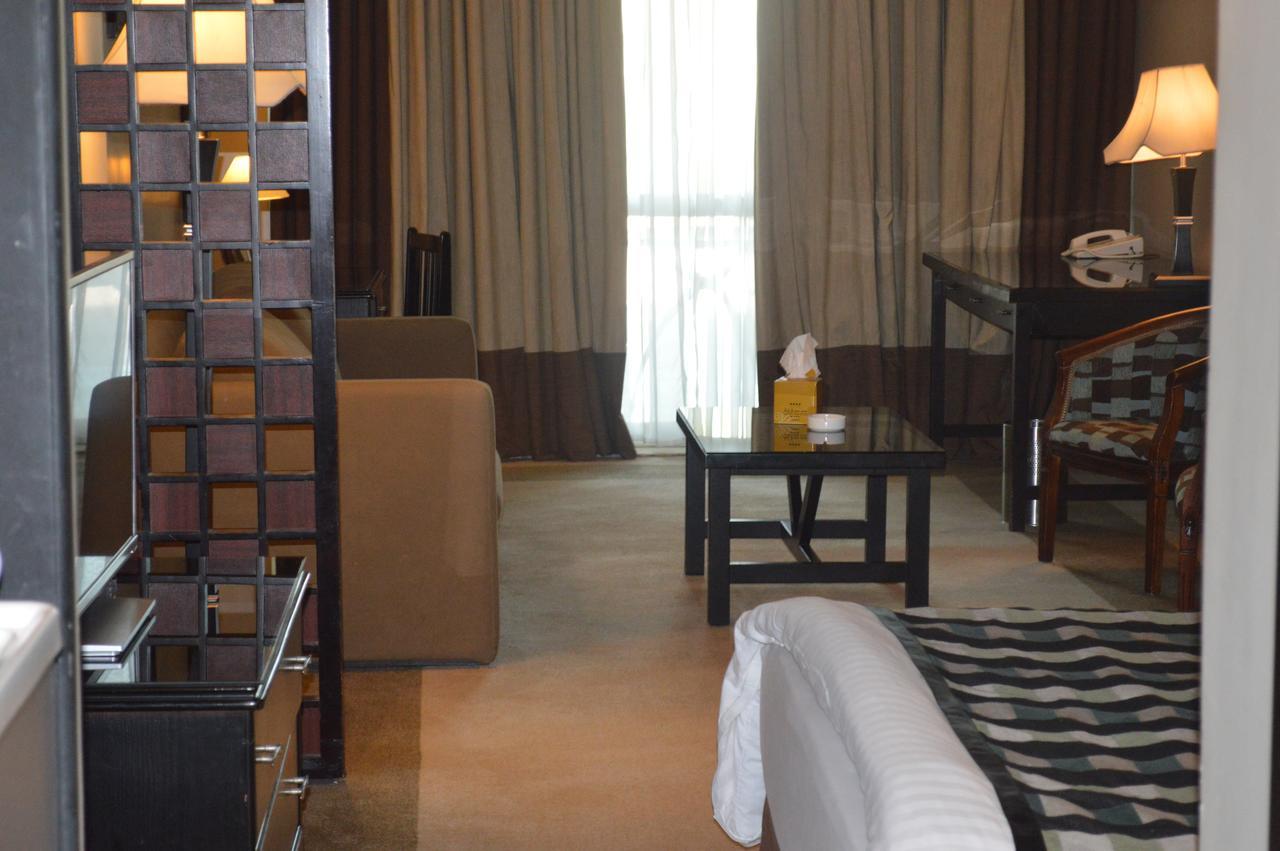Century Park Hotel Аман Стая снимка