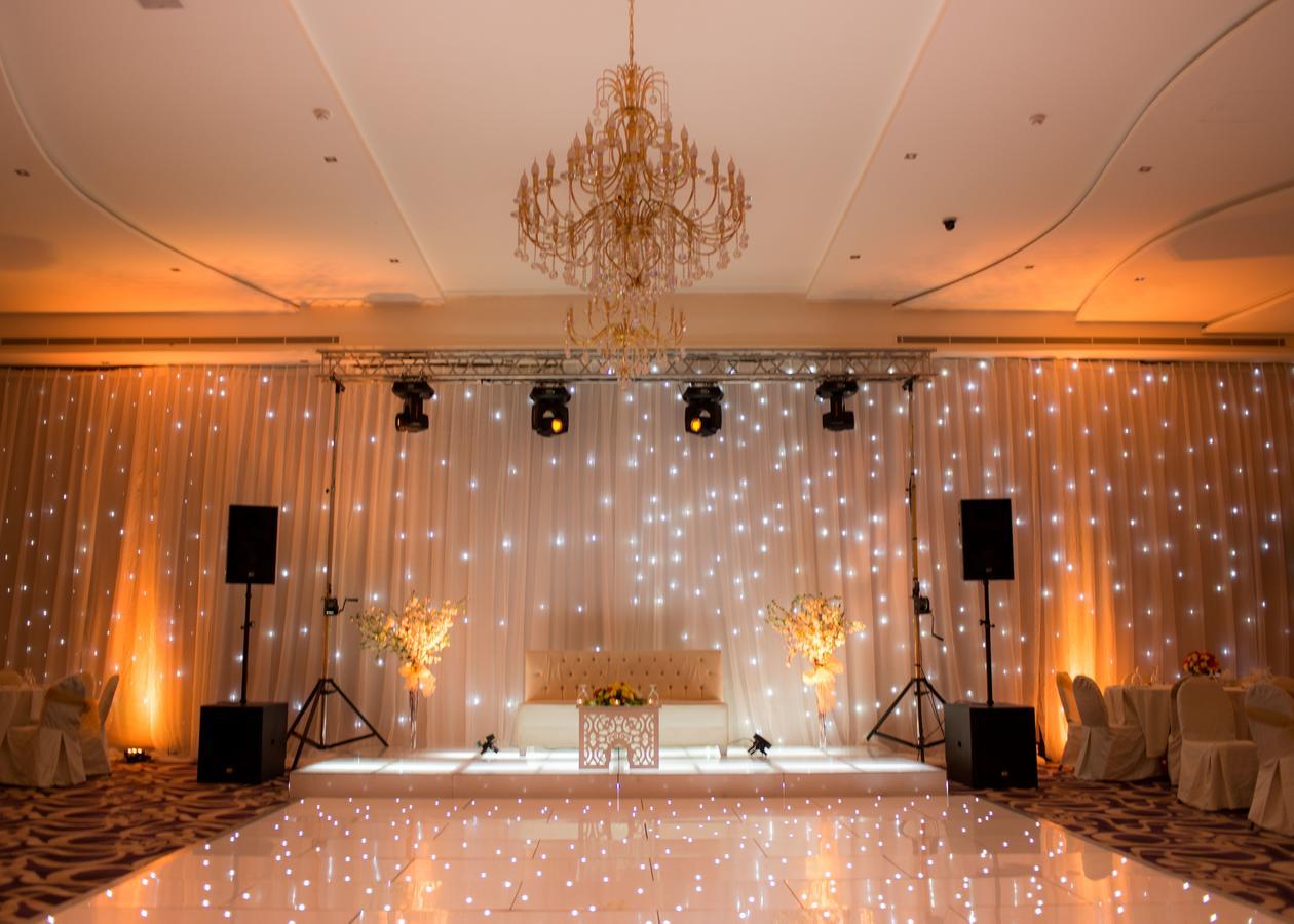 Century Park Hotel Аман Екстериор снимка
